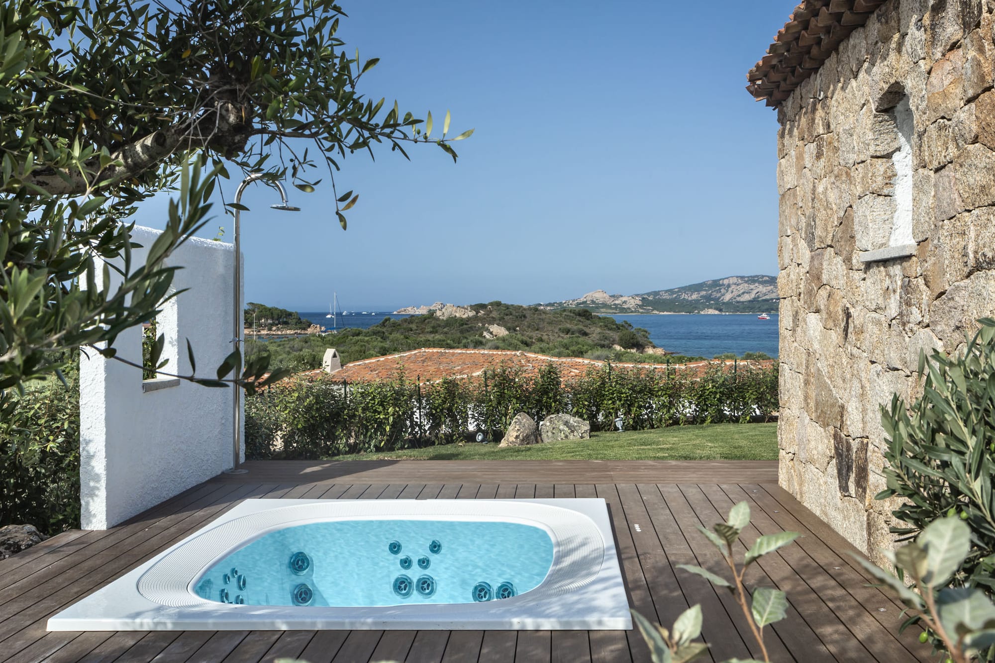 Arzachena: Borgo Harenae explore the project and join the exclusive site visit